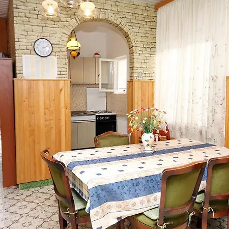 Apartman By The Sea Arbanija, Ciovo - 6062