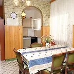 Apartamento By The Sea Arbanija, Ciovo - 6062